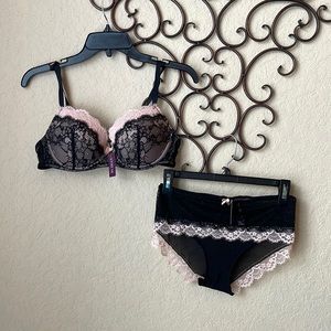 ADORE ME Emanuelly Push Up bra & panty set